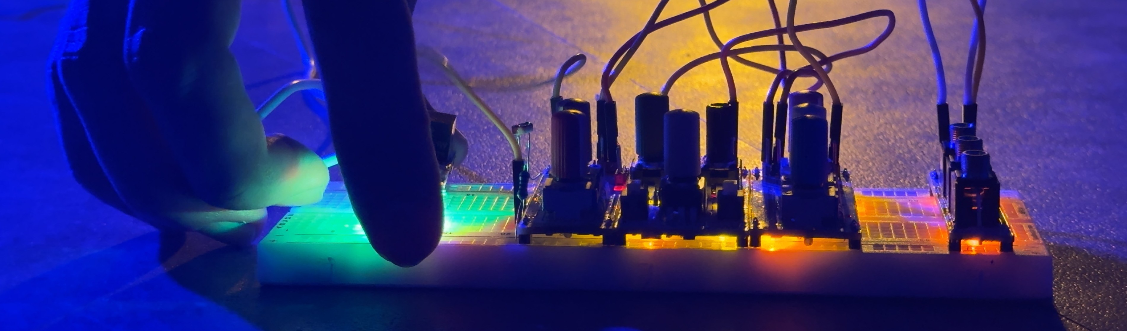 MICRORACK - The Most Portable Modular Synthesizer